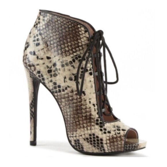 ZiGi Soho Martyr Women's Faux Leather Zipper Stiletto Ankle Boots Size 8 snake - Picture 1 of 16